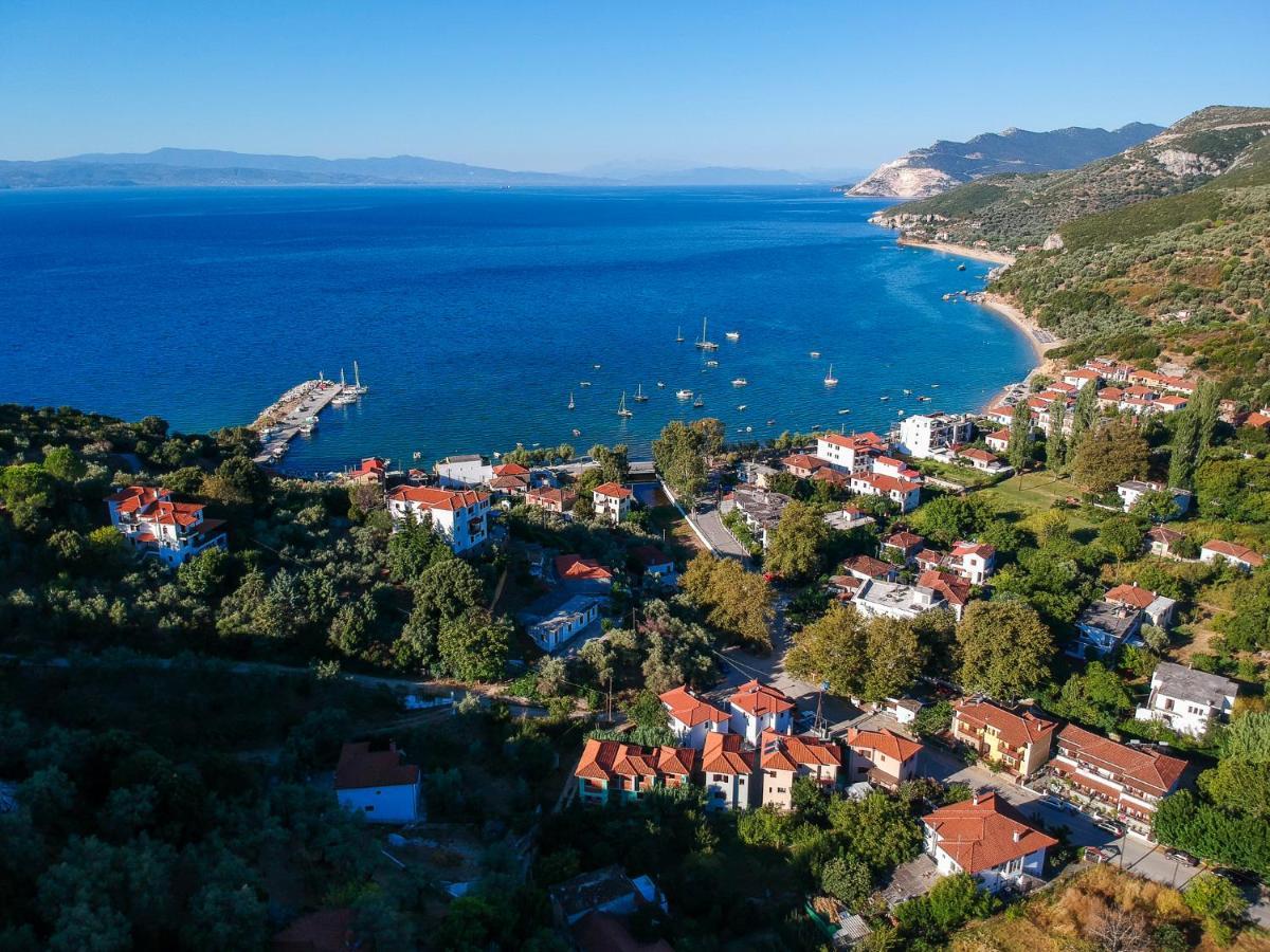 Des Roses Hotel Platanias  Buitenkant foto